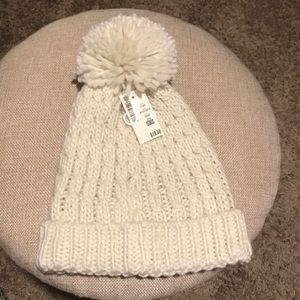Off White winter hat